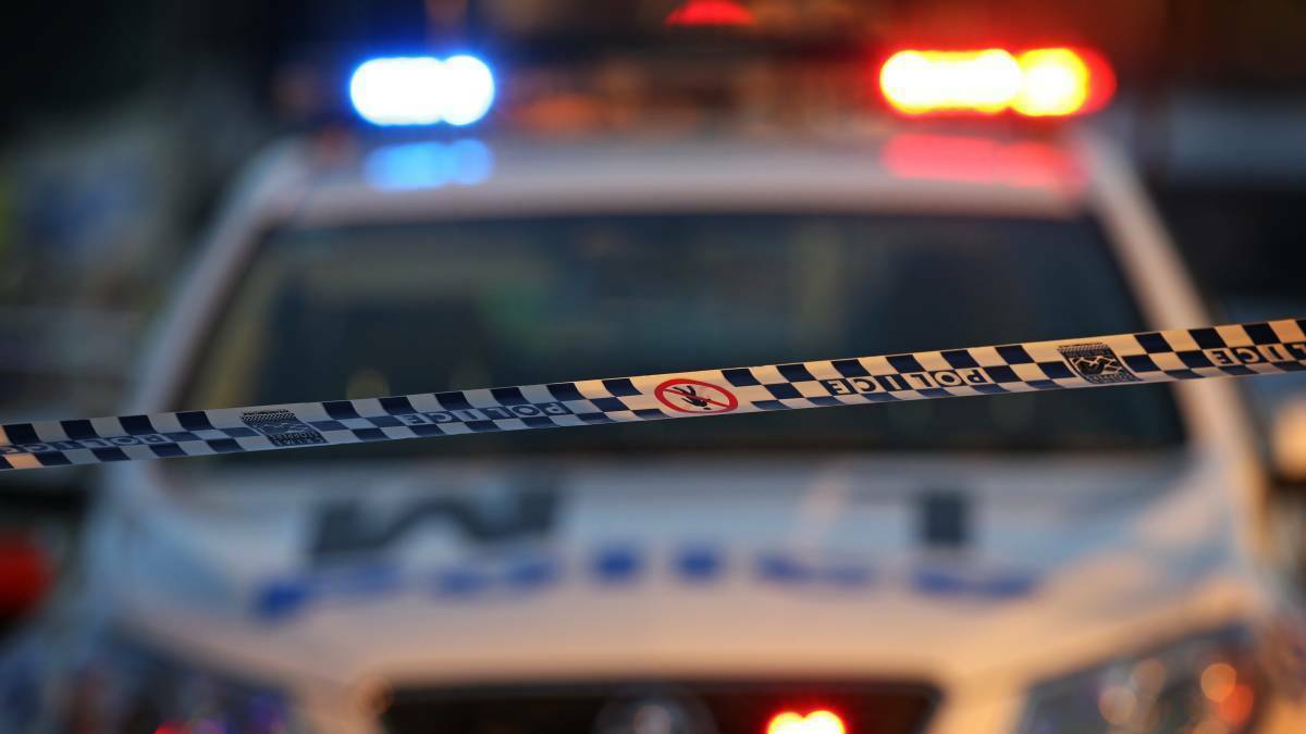 Two men sustain injury in early morning crash near Crookwell